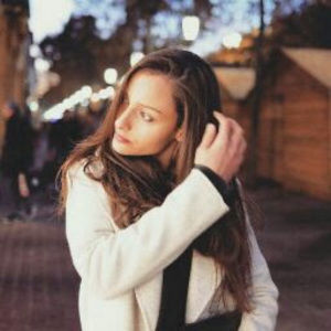 Meet your Posher, Laetitia